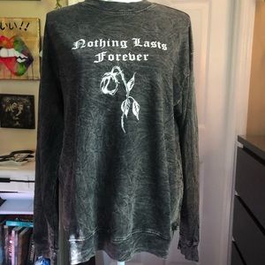 Light weight crew neck long sleeve top